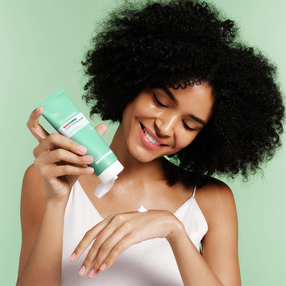 R.E.D Blemish Clear Soothing Foam - 150 ml - K-Beauty Arabia