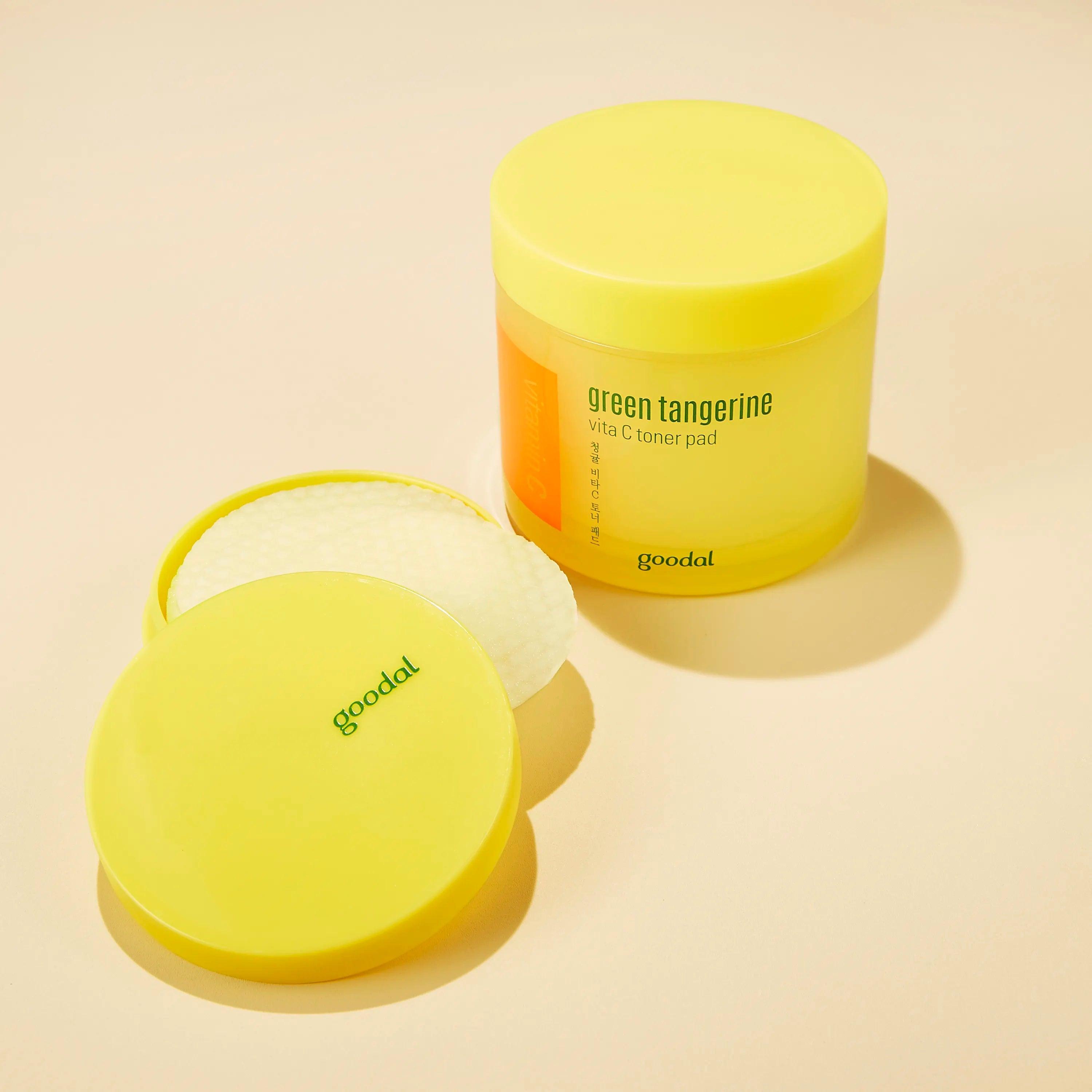 Green Tangerine Vita C Toner Pad (70 pads) - K-Beauty Arabia